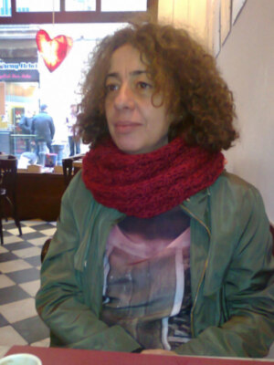 La artista chipionera Amparo Moreno expone con éxito una colección de grabados en la sala Venus Delicatessen de Barcelona.