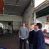 El Ayuntamiento trabaja en el montaje de la estructura de la cubierta interior del Mercado de Abastos(Chipiona)