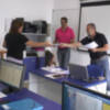 14 alumnos reciben los diplomas acreditativos por su participación  en un nuevo curso de iniciación a la informática de Fomento.(Chipiona) 