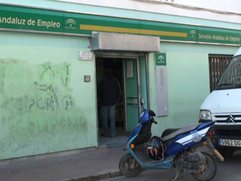Chipiona vuelve a ser la localidad de la comarca donde más baja el paro y más crece la afiliación a la Seguridad Social