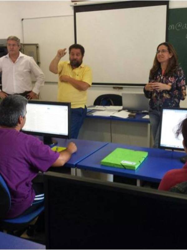 Quince desempleados concluyen un curso de iniciación a la red de Internet de la Delegación de Fomento