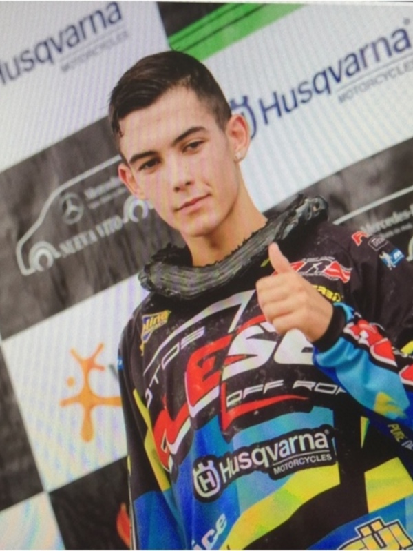 El Chipionero Joaquín Camacho, de 16 años,  campeón de España de 125