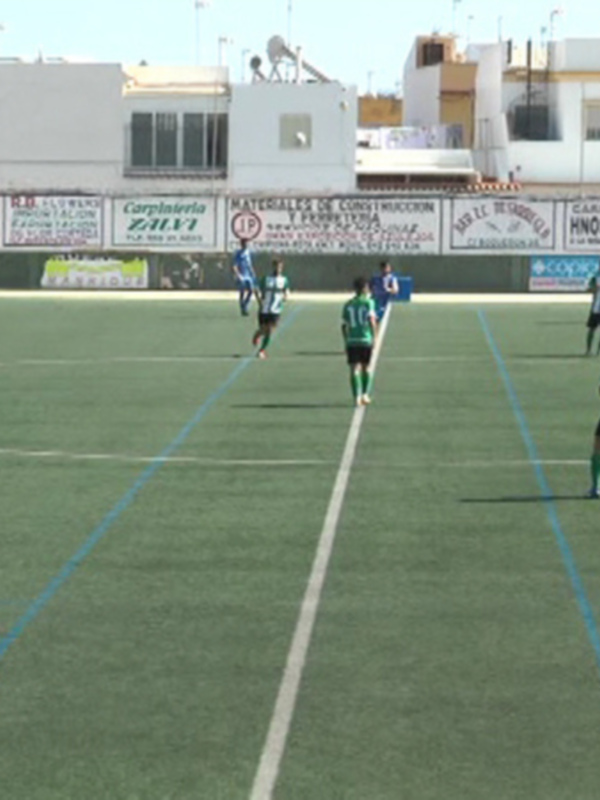 El Chipiona se trae un punto de la visita al campo del Algeciras B