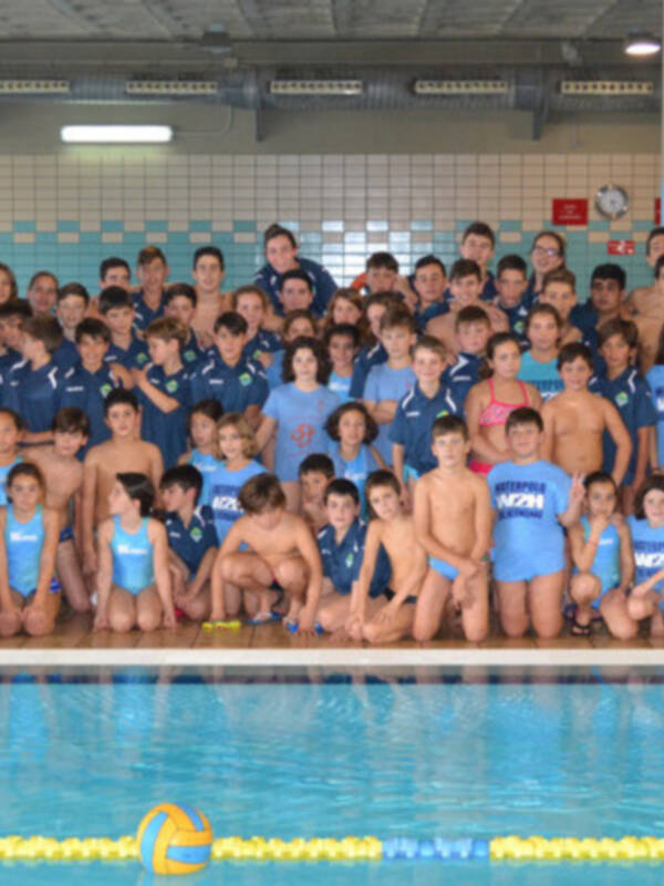 La cantera del waterpolo nazareno, a escena