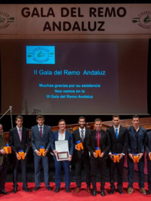 La II Gala del remo andaluz distingue al Club Náutico