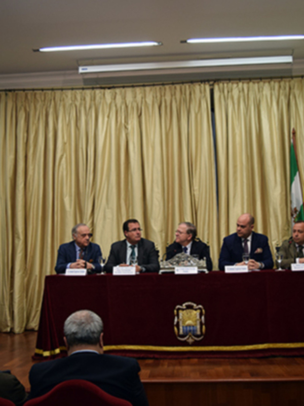 Presentación del logotipo del Cien Aniversario de la Cabalgata de Reyes del Ateneo sevillano.