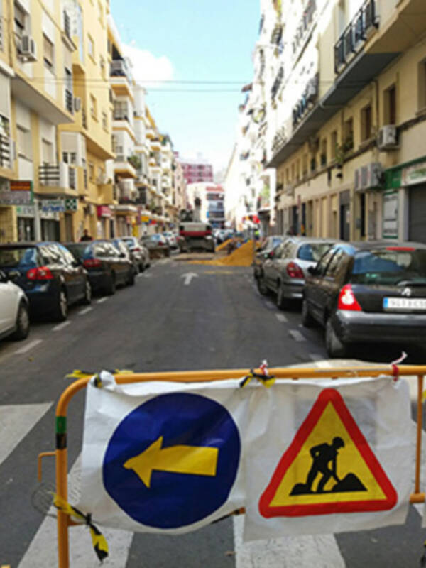 Cortada parcialmente la calle Madre Rafols por obras