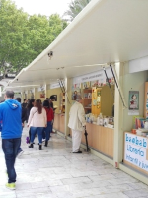 Isaac Rosa, Santiago Posteguillo, Luis del Val, Juan Torres y Ana de Miguel, protagonistas este sábado en la feria del libro