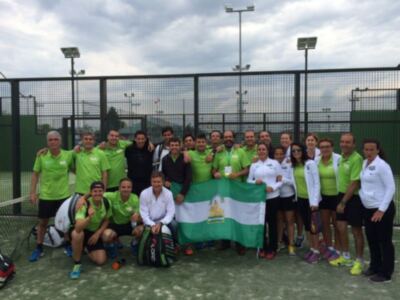 La selección andaluza de veteranos de pádel, campeona de España y a Primera Categoría