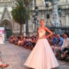 Pilar Rubio presenta en SIQ Sevilla La Vuelta del Esplendor, una colección inspirada en el resurgir de la moda en los años 50