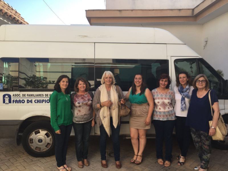 Alzehimer y Fundación Vita agradecen la visita de la candidata del PP Teófila Martínez y esperan apoyo a su proyecto   