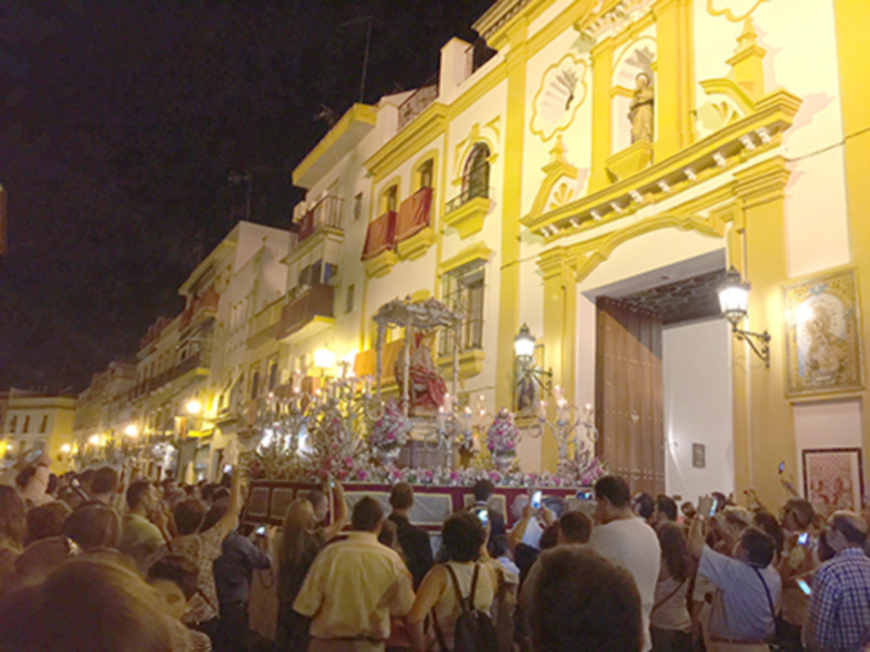 Procesión Señora Santa Ana