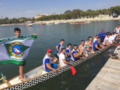 El Náutico Sevilla brilla en el Festival internacional de barcos de dragón de Los Alcázares