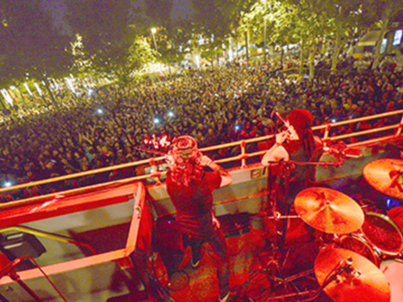 HARD ROCK CAFE SEVILLA celebra su fiesta de inauguración por todo lo alto