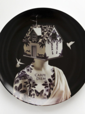 Platos de porcelana diseñados por Ángel Pantoja en la Gala contra el Sida de la Princesa Estefanía de Mónaco