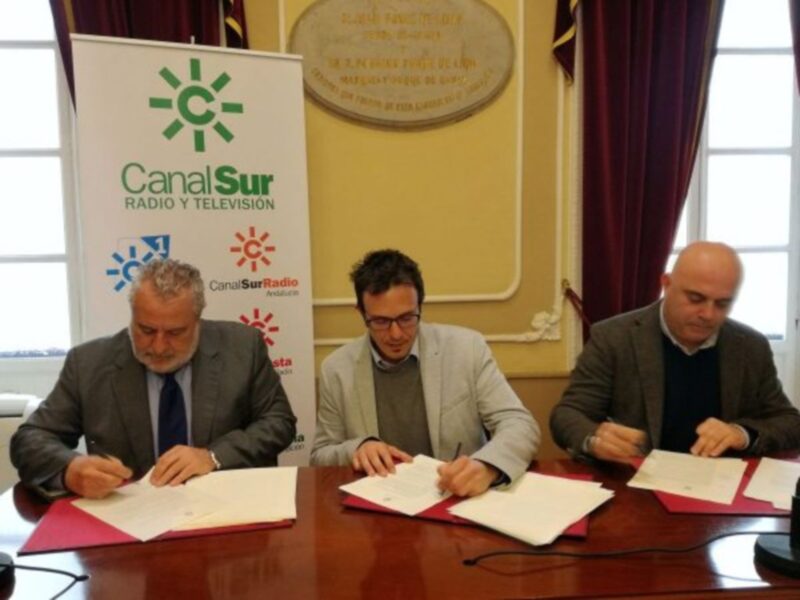 Canal Sur Radio y Televisión, Onda Cádiz y el Patronato del COAC firman un convenio que garantiza la estabilidad de las retransmisiones del Carnaval