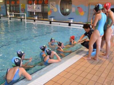 El C.W. Dos Hermanas ya manda en la Liga Andaluza femenina