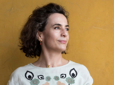 Nuria Barrios gana el VII Premios Iberoamericano de posesía Hermanos Machado