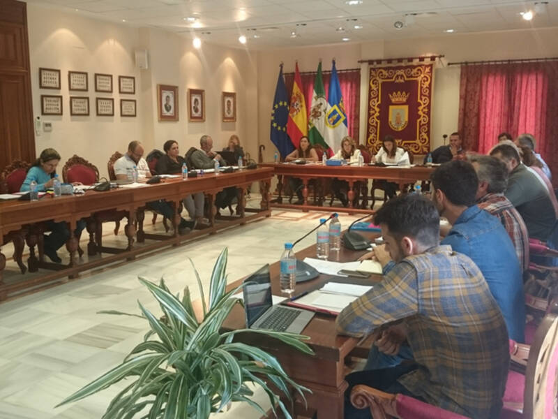 El Ayuntamiento de Chipiona encomienda a la empresa municipal Caepionis el apoyo durante un año al servicio de mantenimiento