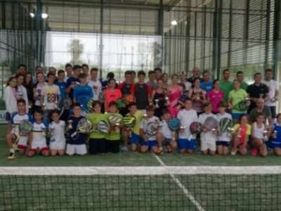 Prueba provincial de pádel de menores y veteranos