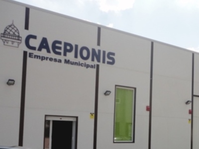 El PSOE en contra de la contratación de peones , oficiales y encargados de obra de las bolsas de Caepionis.