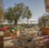 La terraza de las Rozas Village, el mejor destino para disfrutar del verano