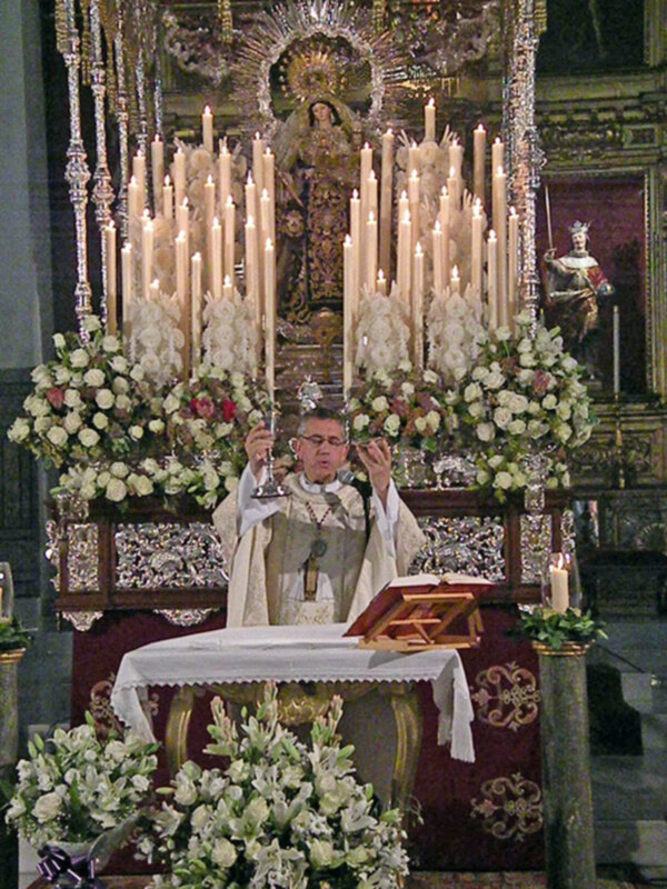 La Virgen del Carmen de Santa Catalina procesionó por el arrabal de San Román