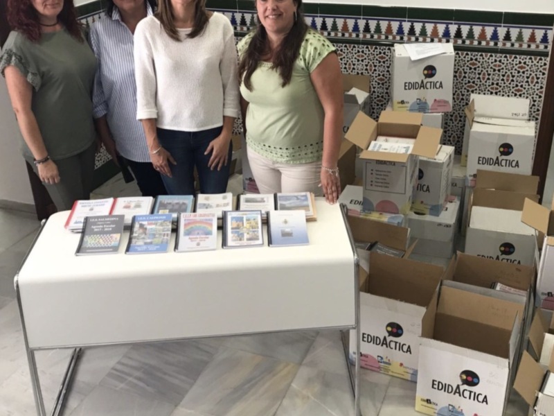El Ayuntamiento de Chipiona dotará de agendas escolares a 2775 alumnos de la localidad