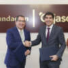 La Fundación Cajasol y el Real Betis Balompié mantienen su colaboración para hacer del fútbol una herramienta educativa