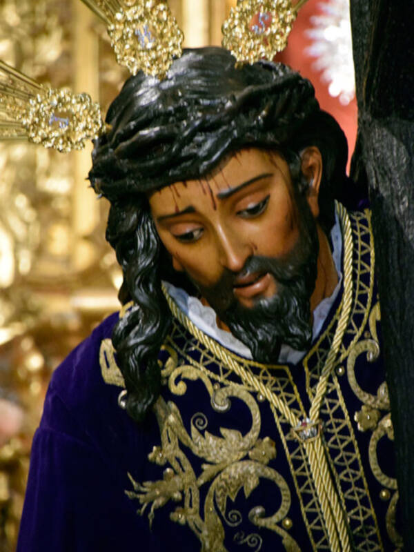 Así  queda la imagen de las Tres Caída  tras su restauración por  Pedro Enrique Manzano Beltrán.