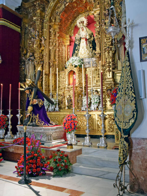 El Cristo de las Tres Caída después de su restauración en la capilla de los marineros.
