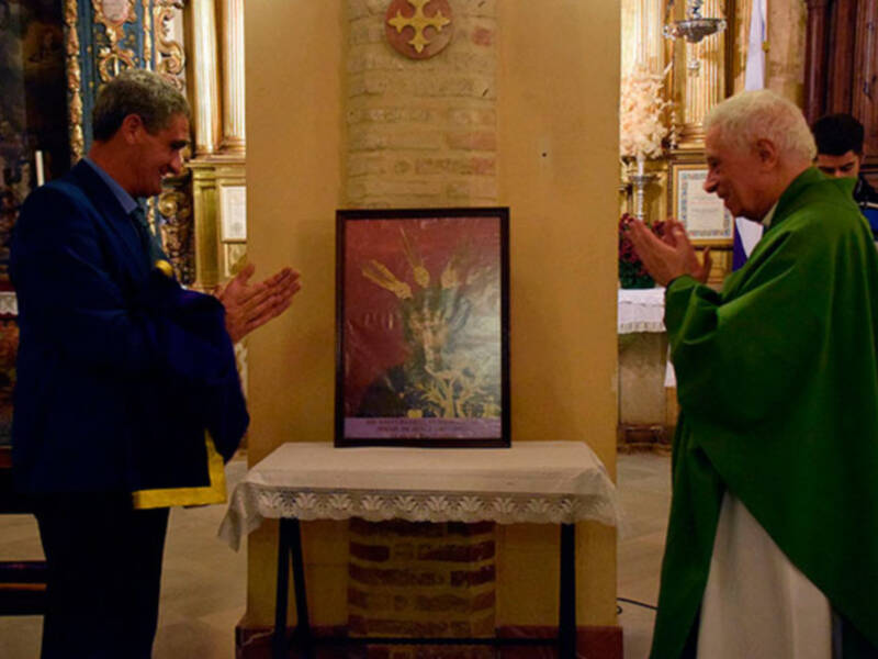 La corporación del Miércoles Santos Ilipense celebró la santa misa de difuntos.