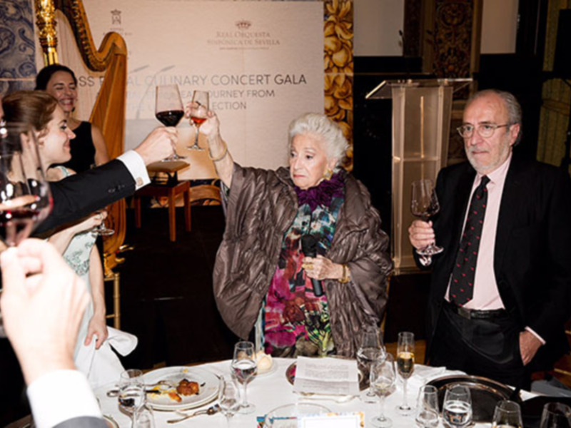 El Hotel Alfonso XIII, celebró un concierto culinario