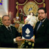 Juan Manuel Labrador y el pintor Antonio Díaz  pregonero y cartelista de las Glorias  de Sevilla.