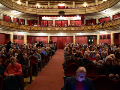 En el Teatro López de Vega se celebró un concierto de Navidad benéfico.