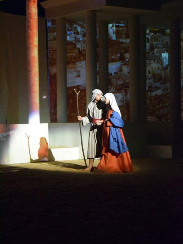 El Belén del colegio San José SS.CC.se desarrolla sobre una recreación del teatro de la ciudad siria de Palmira.