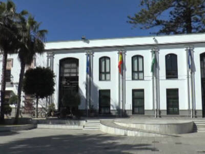 Los sindicatos con representación en el Ayuntamiento se oponen a los nuevos recortes salariales a los empleados de baja médica sin negociación previa