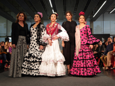 Lourdes Montes y Rocío Terry diseñan el primer traje de flamenca realizado con tejidos reciclados en colaboración con Ecoembes