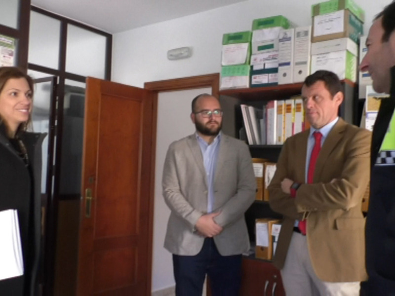 La nueva coordinadora provincial de Educación Vial de la DGT visita Chipiona para conocer el programa que se imparte en los colegios