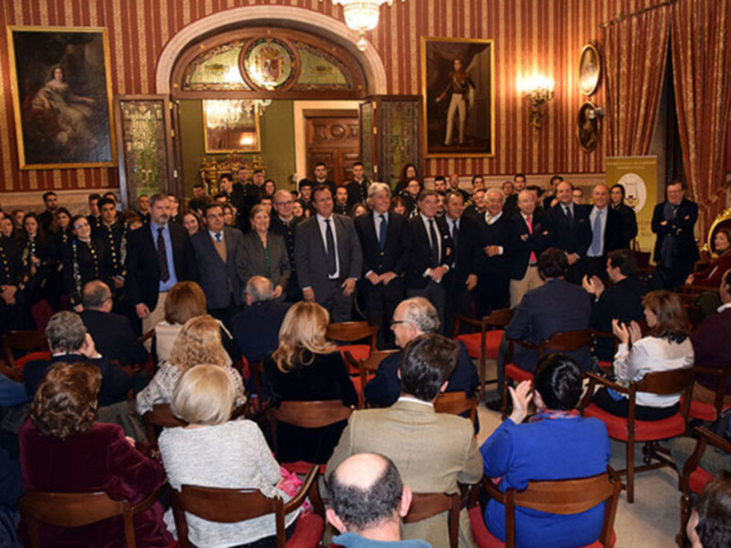 El compositor sevillano  Paco Lola presento su nuevo disco en el Ayuntamiento de Sevilla.