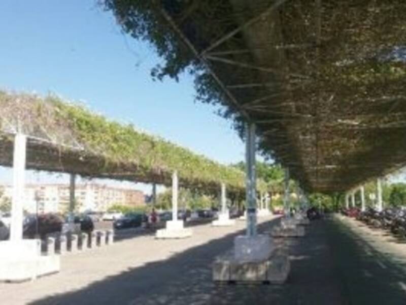 Como bajar la temperatura en Sevilla, 4ºC a pleno sol en los meses más calurosos en Sevilla.