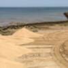 Demarcación de Costas comienza con la adecuación de la arena en la playa de La Cruz del Mar