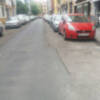 Urge reparar los baches y el asfalto de la calle Miño en Los Remedios.