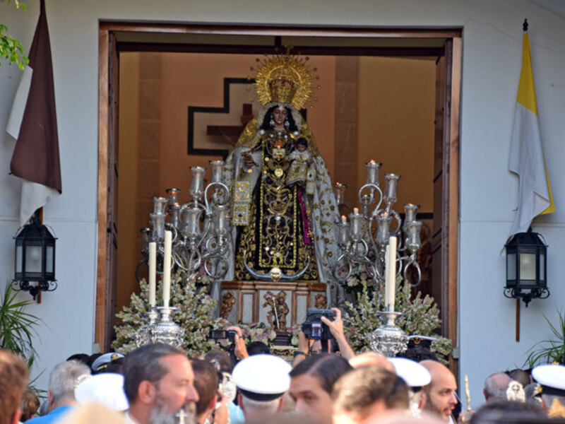 El barrio de las Huerta se vuelca con su Virgen del Carmen.