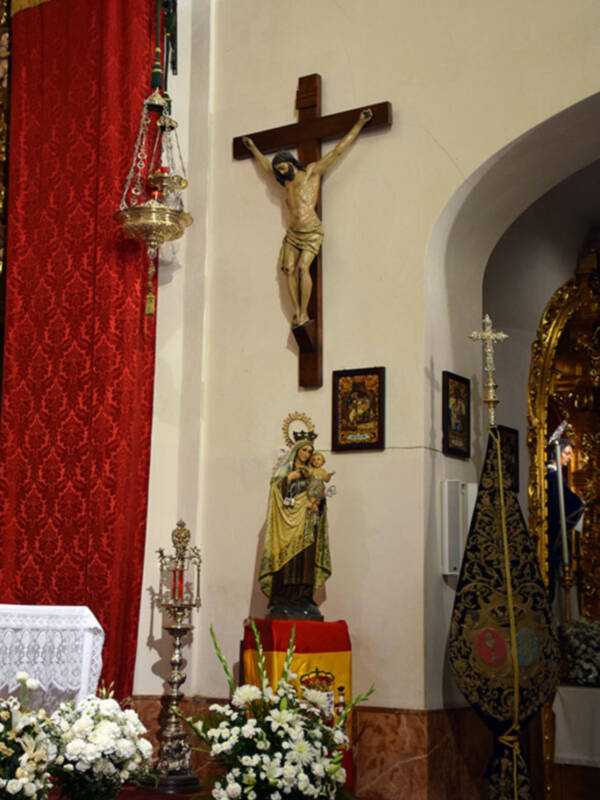 Un años más, la Armada Española celebró la misa de su Patrona en la capilla de los marineros.