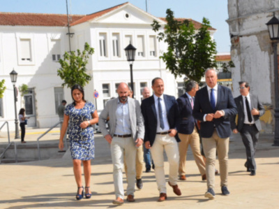 Gómez de Celis se reúne con el alcalde de San Roque para analizar los asuntos de interés para los vecinos del municipio