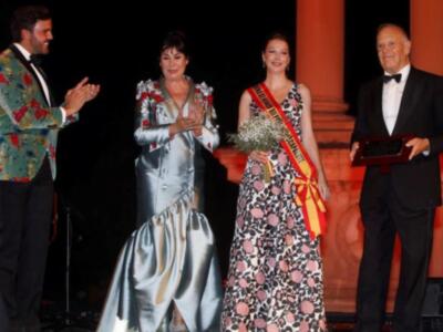 Los Jardines de Murillo de Sevilla fueron el escenario de la Gala de los XII Premios Escaparate de Mario Niebla del toro