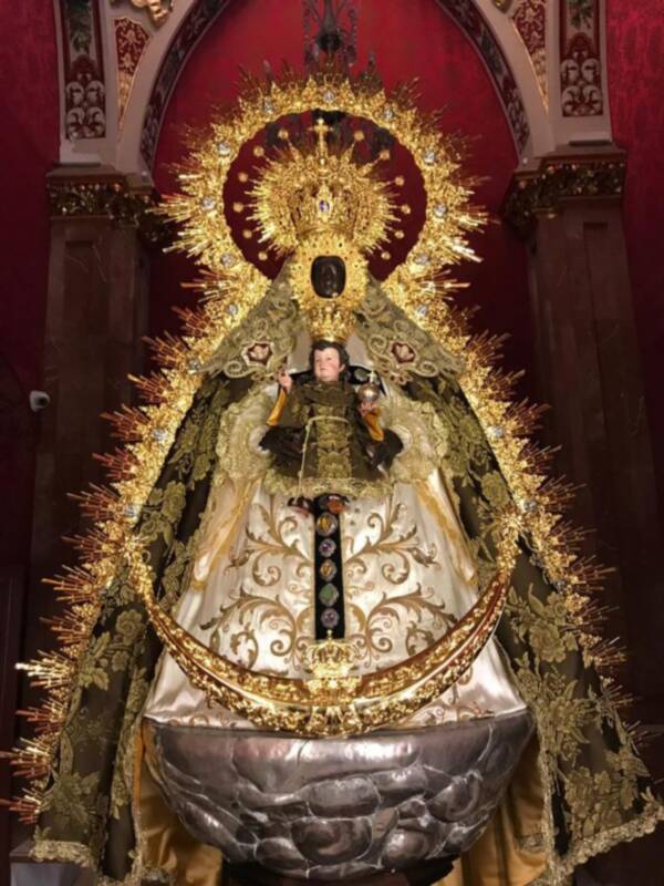 El niño de la Virgen de Regla ya se encuentra de nuevo en su lugar tras haber sido restaurado