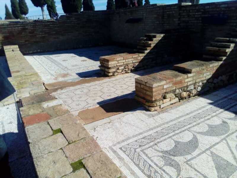 “Los orígenes del Conjunto Arqueológico de Itálica se remontan al año 206 a.C.”.