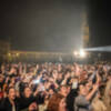 18.000 personas llenan la Plaza de España con motivo del concierto de Manuel Carrasco “La Cruz del Mapa”